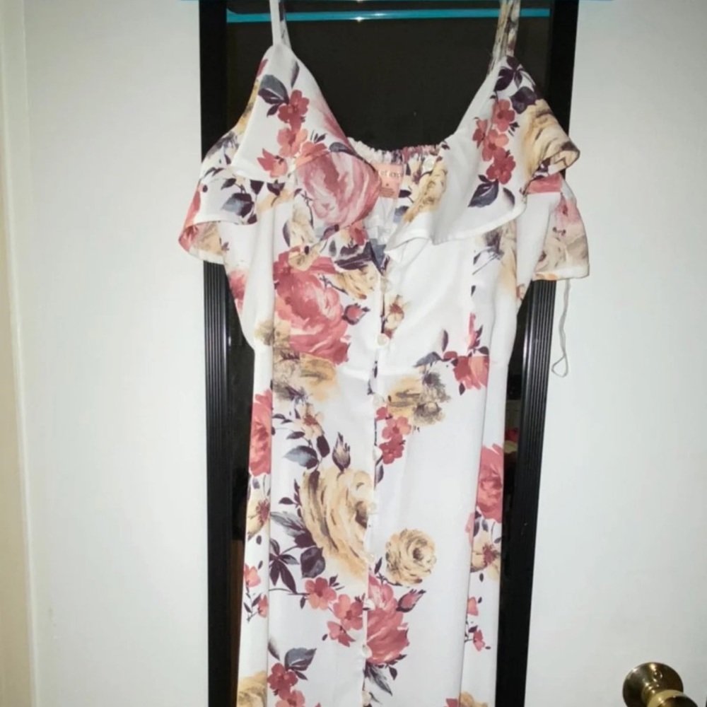 Long white floral dress